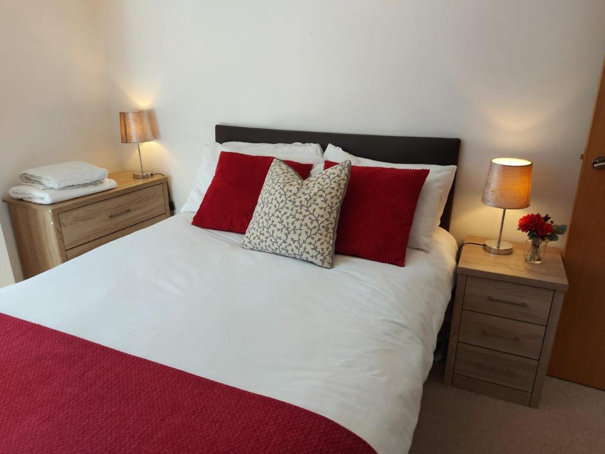 City 2 Bed, 2 Bath, Free Parking & Wifi Sheffield Bagian luar foto