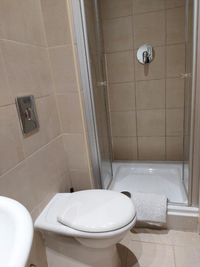 City 2 Bed, 2 Bath, Free Parking & Wifi Sheffield Bagian luar foto