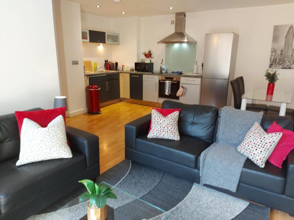 City 2 Bed, 2 Bath, Free Parking & Wifi Sheffield Bagian luar foto
